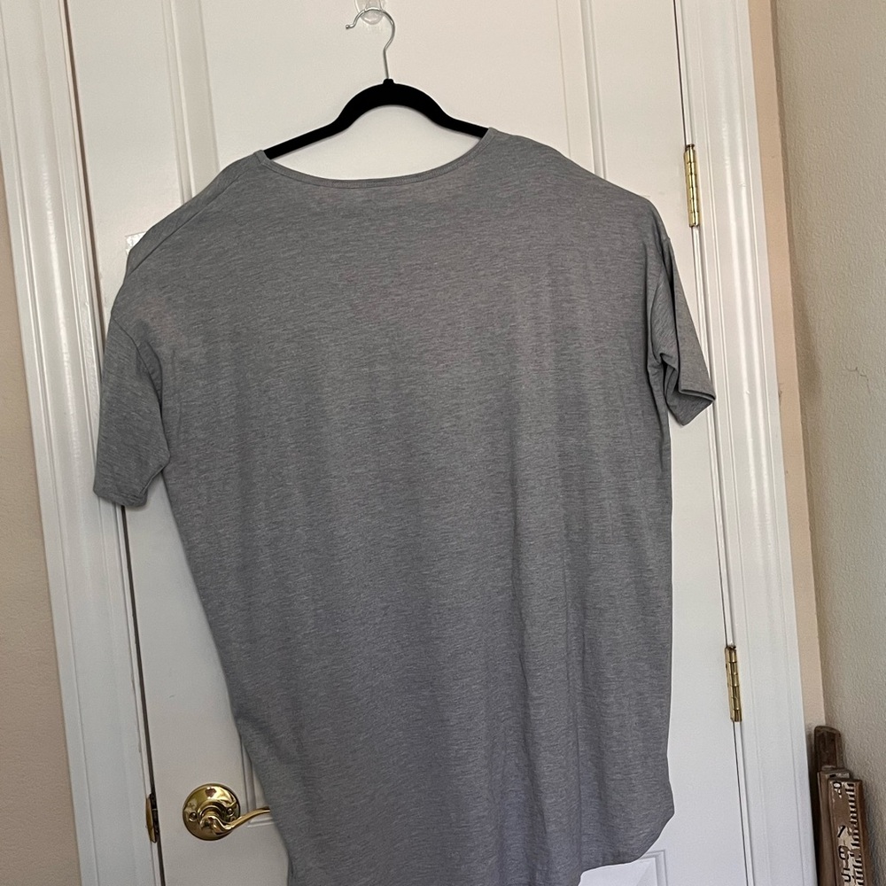 LuLaRoe Irma Heather Gray oversized Tee XL - Picture 6 of 7